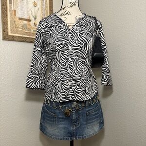 Vintage Y2K Zebra Print Fitted Button-Up Top Women’s Size XS